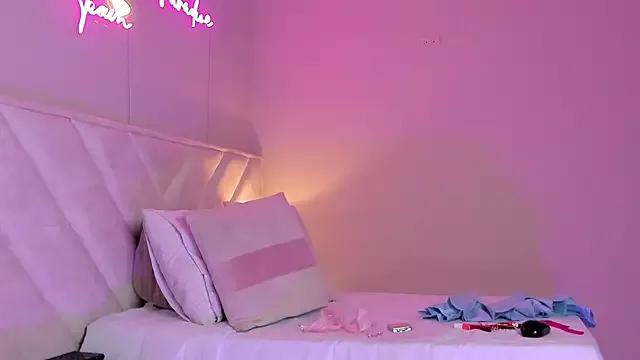 Customizable and immersive - Activate your taste buds and check-out our delicious choice of bondage cams streams with excited models getting their amazing bodies screwed with their beloved sex toys.