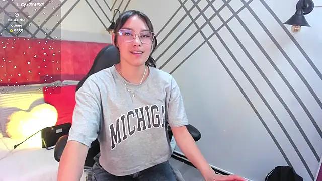 Customizable and immersive - Activate your taste buds and check-out our delicious choice of bondage cams streams with excited models getting their amazing bodies screwed with their beloved sex toys.