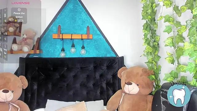 Customizable and immersive - Activate your taste buds and check-out our delicious choice of bondage cams streams with excited models getting their amazing bodies screwed with their beloved sex toys.