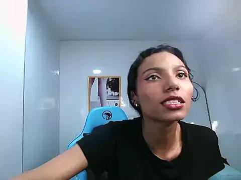_wendy_b from StripChat is Freechat