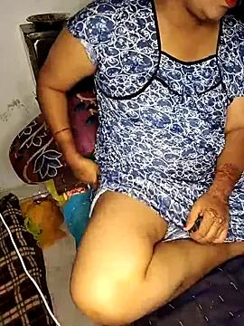Aaliya_sharma31 from StripChat is Freechat