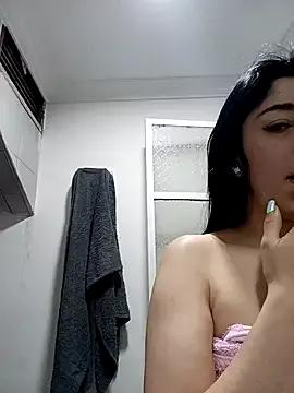 AbbyLewiis from StripChat is Freechat