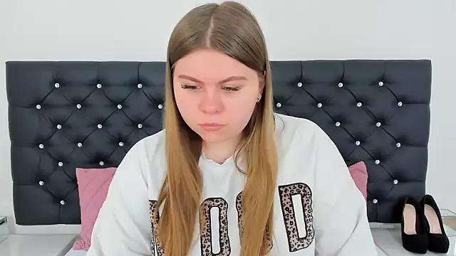 AbbyPleasure from StripChat is Freechat