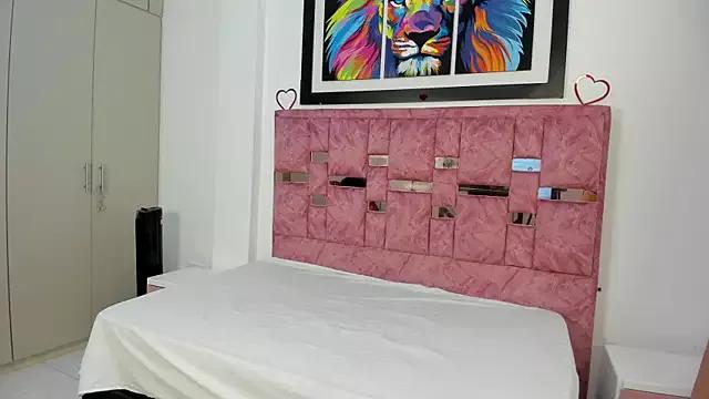 Customizable and immersive - Activate your taste buds and check-out our delicious choice of bondage cams streams with excited models getting their amazing bodies screwed with their beloved sex toys.