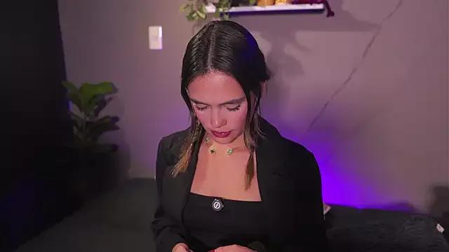 adahara_miller17 from StripChat is Freechat