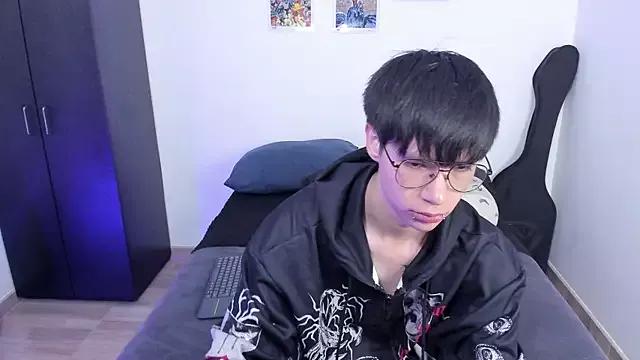 Adventure_twinks from StripChat is Freechat