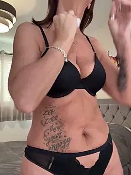 Photos of aims2pleaae from StripChat is Freechat