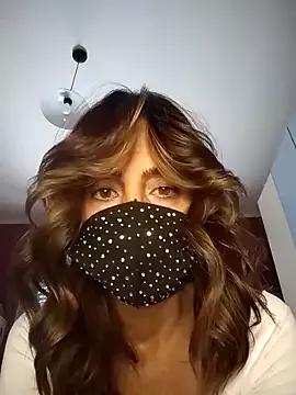 Akemi_rossi from StripChat is Freechat