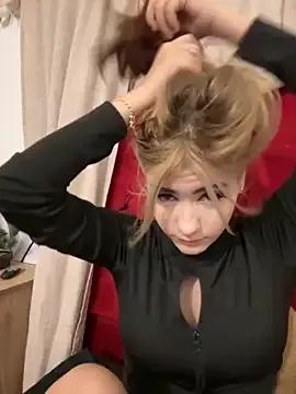 akirahattori from StripChat is Freechat