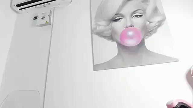 Customizable and immersive - Activate your taste buds and check-out our delicious choice of bondage cams streams with excited models getting their amazing bodies screwed with their beloved sex toys.
