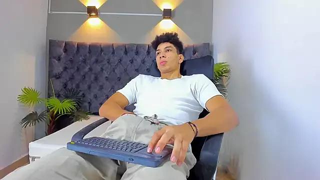 ALAN_REDINGER from StripChat