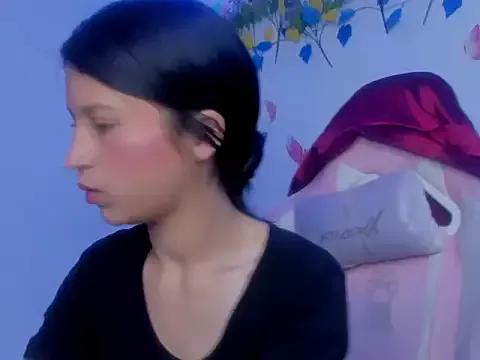 alana_collinss from StripChat is Freechat
