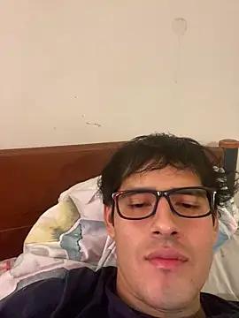 aleFantasy00001 from StripChat is Freechat