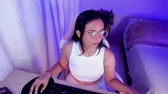 Customizable and immersive - Activate your taste buds and check-out our delicious choice of bondage cams streams with excited models getting their amazing bodies screwed with their beloved sex toys.