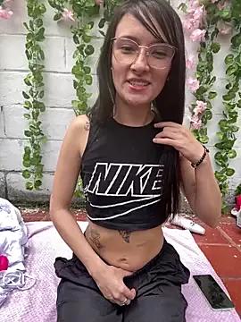 Customizable and immersive - Activate your taste buds and check-out our delicious choice of bondage cams streams with excited models getting their amazing bodies screwed with their beloved sex toys.