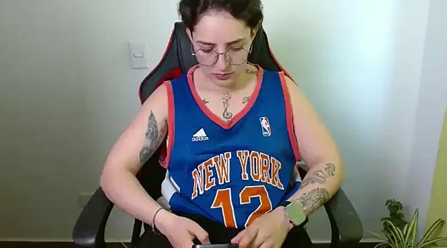 Customizable and immersive - Activate your taste buds and check-out our delicious choice of bondage cams streams with excited models getting their amazing bodies screwed with their beloved sex toys.