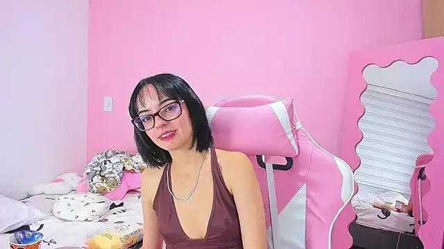 alexaa_fox from StripChat is Freechat