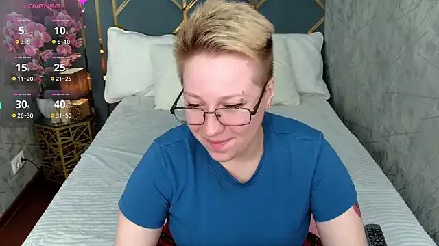 Customizable and immersive - Activate your taste buds and check-out our delicious choice of bondage cams streams with excited models getting their amazing bodies screwed with their beloved sex toys.