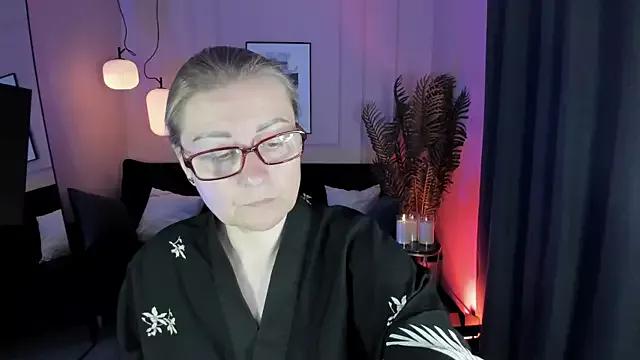 AlexandraKind from StripChat is Freechat