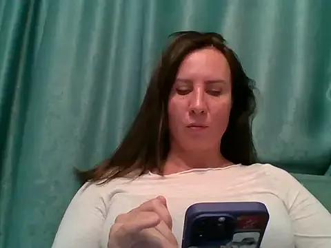 ALICAINWONDERLAND from StripChat is Freechat