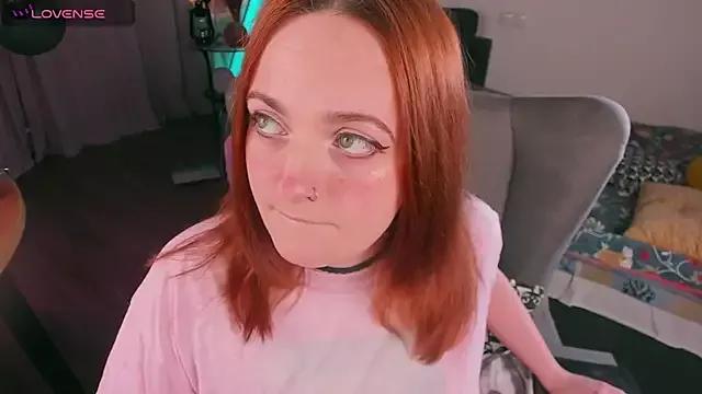 Alice_CutePerv from StripChat is Freechat