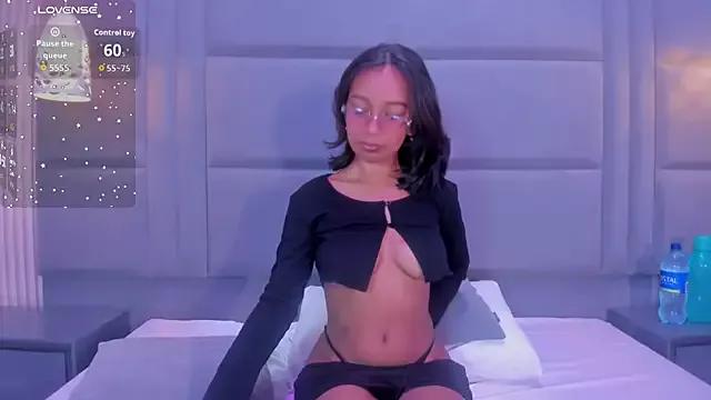 AliceJackkson from StripChat is Freechat