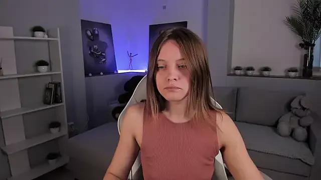 AlicePill from StripChat is Freechat