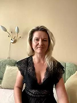 AliceSwan4011 from StripChat is Freechat