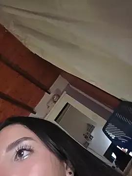 Alicia_vellami from StripChat is Freechat