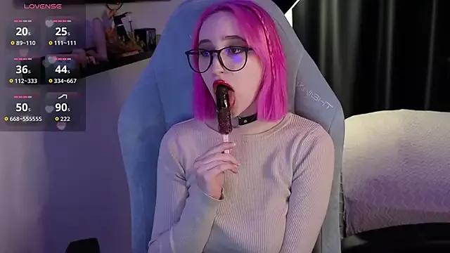 Alisa_World8 from StripChat is Freechat