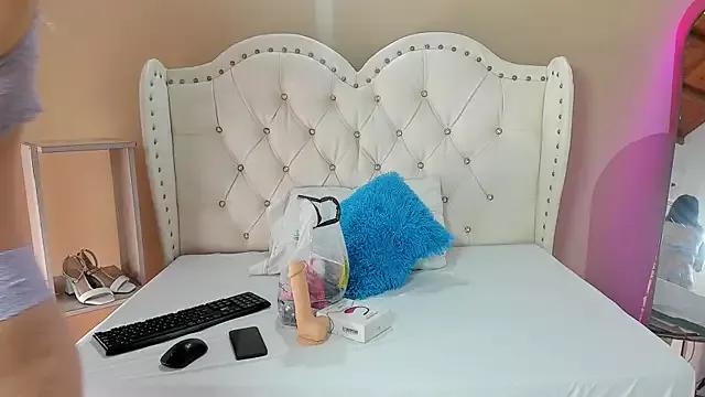 Customizable and immersive - Activate your taste buds and check-out our delicious choice of bondage cams streams with excited models getting their amazing bodies screwed with their beloved sex toys.