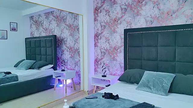 Customizable and immersive - Activate your taste buds and check-out our delicious choice of bondage cams streams with excited models getting their amazing bodies screwed with their beloved sex toys.