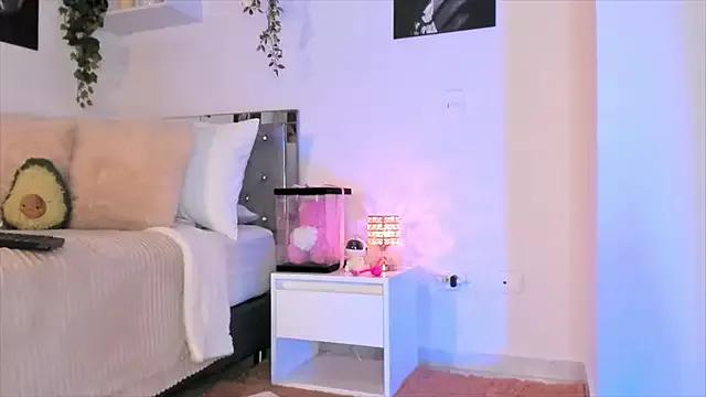 Customizable and immersive - Activate your taste buds and check-out our delicious choice of bondage cams streams with excited models getting their amazing bodies screwed with their beloved sex toys.