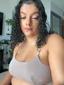 allybluee777 from StripChat is Freechat