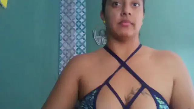 almaswan1 from StripChat is Freechat