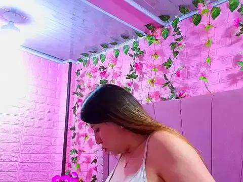 Alyy_Brown from StripChat is Freechat