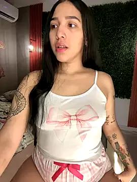Customizable and immersive - Activate your taste buds and check-out our delicious choice of bondage cams streams with excited models getting their amazing bodies screwed with their beloved sex toys.