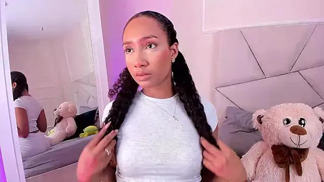 Amber__Sanchez from StripChat is Freechat