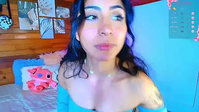 amber_curly from StripChat is Freechat