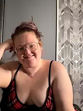 AmberBliss-X from StripChat is Freechat
