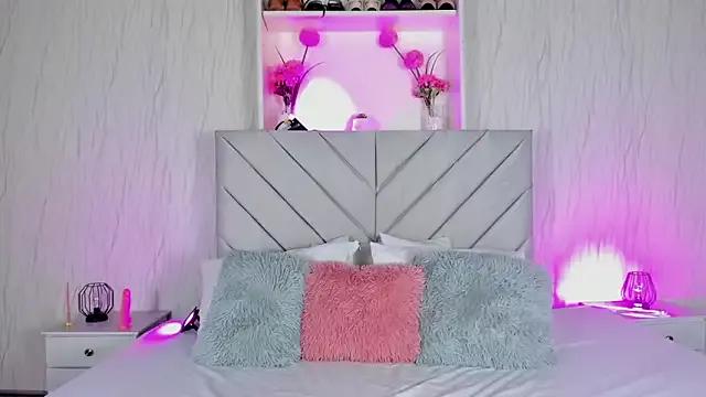 Customizable and immersive - Activate your taste buds and check-out our delicious choice of bondage cams streams with excited models getting their amazing bodies screwed with their beloved sex toys.