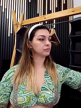 Photos of Ambre_La_nebulleuse from StripChat is Freechat