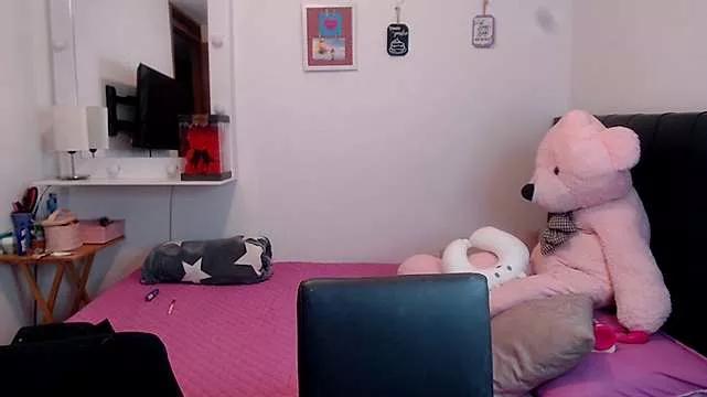 Customizable and immersive - Activate your taste buds and check-out our delicious choice of bondage cams streams with excited models getting their amazing bodies screwed with their beloved sex toys.