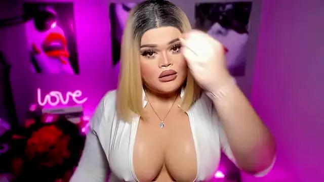 AmericanDreamTSxx from StripChat is Freechat