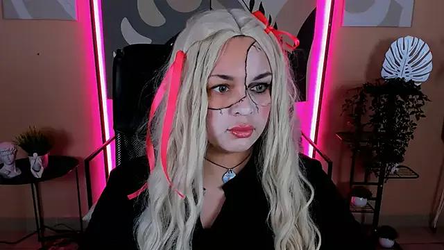 AmiraDevill from StripChat is Freechat