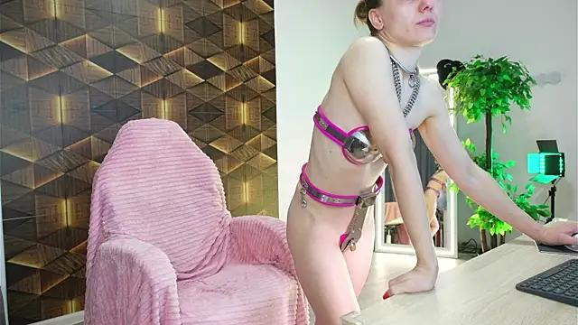 Customizable and immersive - Activate your taste buds and check-out our delicious choice of bondage cams streams with excited models getting their amazing bodies screwed with their beloved sex toys.
