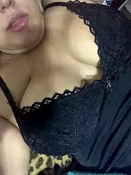 AngelaOliver from StripChat is Freechat