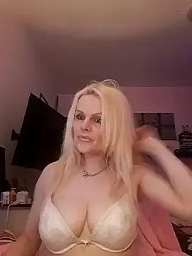 Angeldevilus from StripChat is Freechat