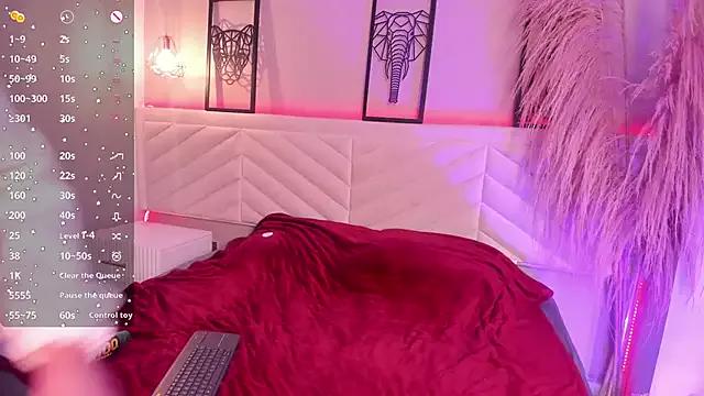 Customizable and immersive - Activate your taste buds and check-out our delicious choice of bondage cams streams with excited models getting their amazing bodies screwed with their beloved sex toys.