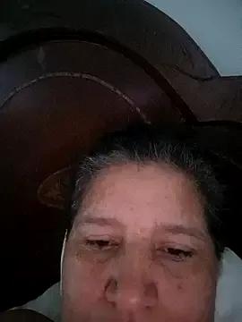 Angelinna_Milf from StripChat is Freechat